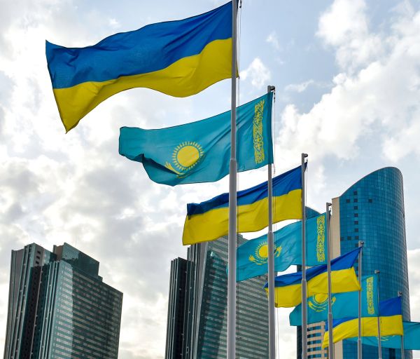 Встреча Н.Назарбаева и П.Порошенко в Астане