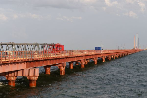 Строительство моста через Керченский пролив