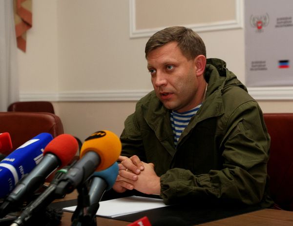 Премьер-министр ДНР Александр Захарченко опроверг слухи о своей отставке Премьер-министр ДНР Александр Захарченко опроверг слухи о своей отставке