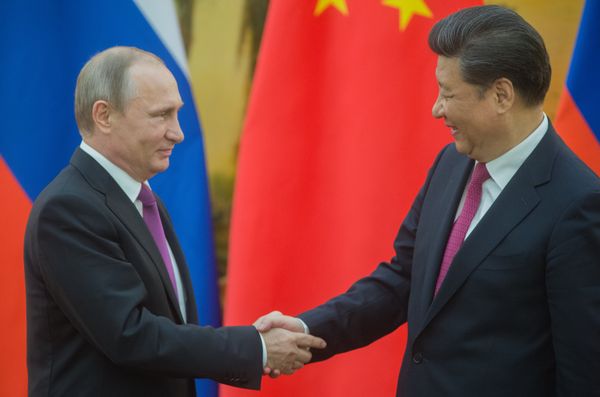 Официальный визит президента РФ В. Путина в Китайскую Народную Республику