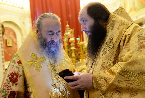 Патриарх Кирилл совершил литургию в день своей интронизации