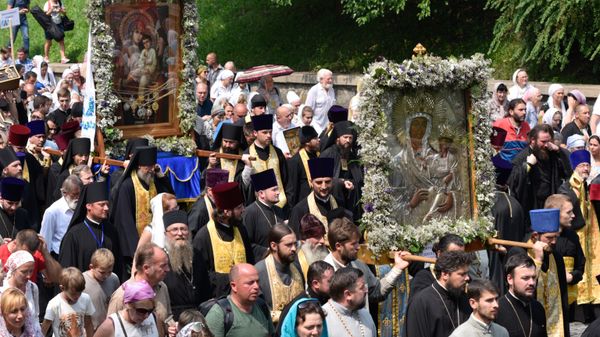 Всеукраинский крестный ход мира, любви и молитвы за Украину