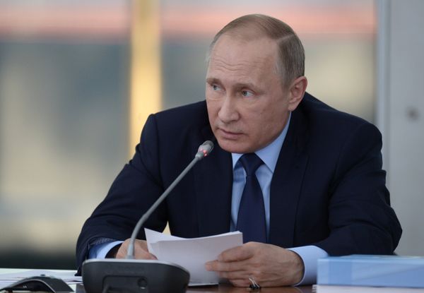 Рабочая поездка президента РФ В. Путина в Волгоград