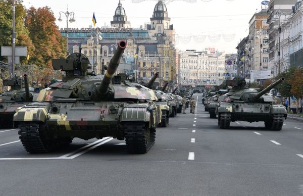 Репетиция военного парада ко дню Независимости Украины