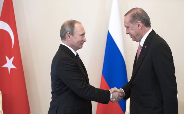 Встреча президентов России и Турции В. Путина и Р. Эрдогана в Санкт-Петербурге