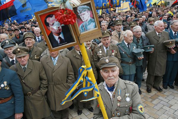 В Киеве состоялся пеший марш за признание бойцов Украинской повстанческой армии (УПА) участниками национального освободительного движения на Украине