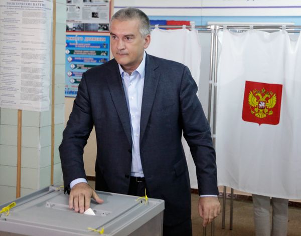 Голосование общественно-политических лидеров