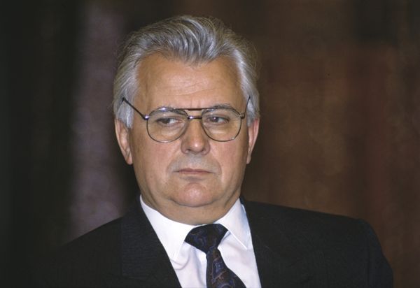 Леонид Макарович Кравчук Леонид Макарович Кравчук