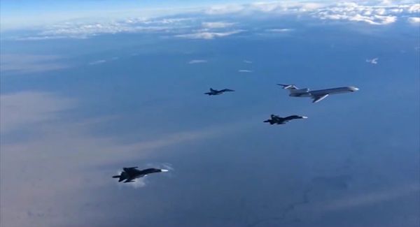 Вылет первой группы самолетов ВКС с авиабазы Хмеймим в пункты постоянного базирования на территории России