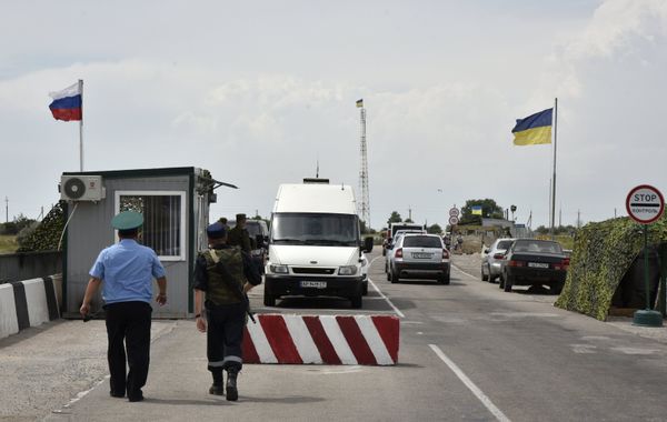 Автомобильный пункт пропуска Джанкой на российско-украинской границе