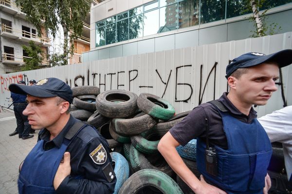 Последствия пожара в здании телеканала Интер в Киеве