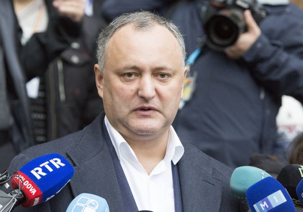 Второй тур президентских выборов в Молдавии Второй тур президентских выборов в Молдавии