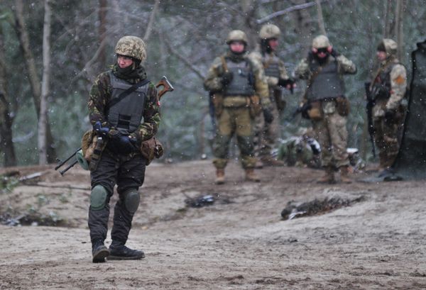 Обучение украинских военнослужащих канадскими инструкторами по программе UNIFIER на Яворивском полигоне