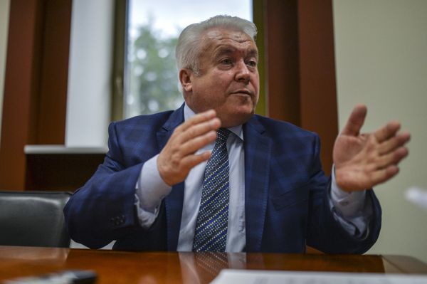 Бывший народный депутат Верховной Рады Украины Владимир Олейник Бывший народный депутат Верховной Рады Украины Владимир Олейник