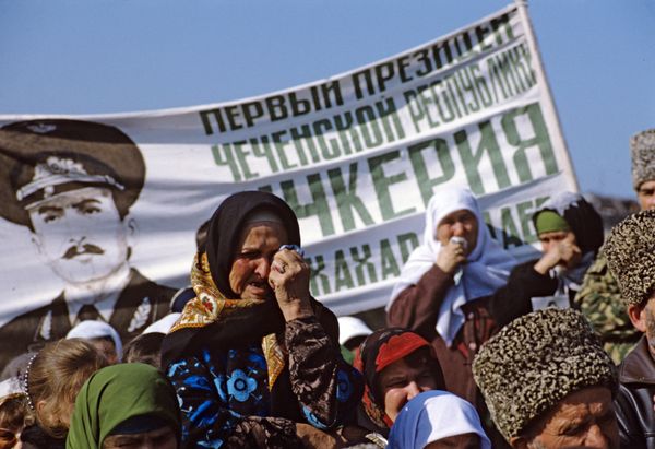 Митинг в центре Грозного