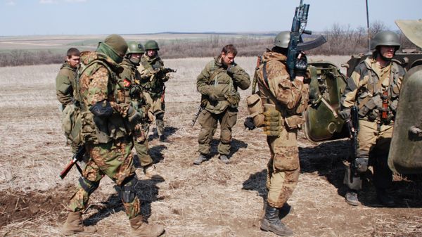 Учения ополченцев Донецкой народной республики