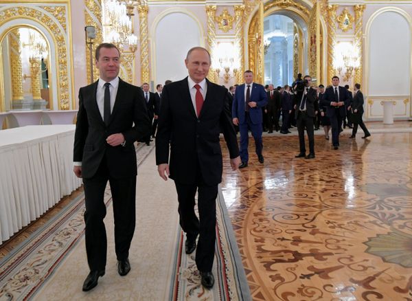Ежегодное послание президента РФ В. Путина Федеральному Собранию Ежегодное послание президента РФ В. Путина Федеральному Собранию