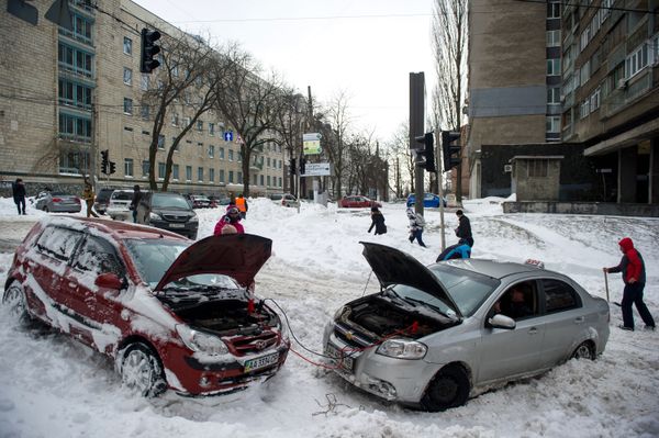 Последствия снегопада в Киеве
