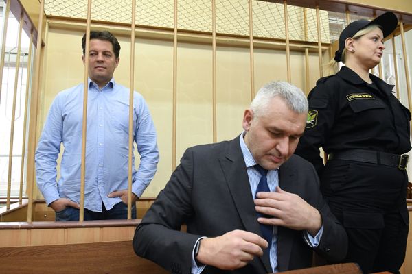 Заседание суда по делу украинского шпиона Романа Сущенко