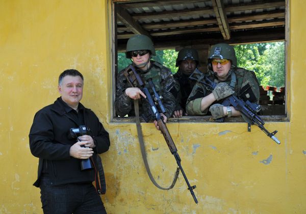 Министр внутрених дел Украины Арсен Аваков Министр внутрених дел Украины Арсен Аваков