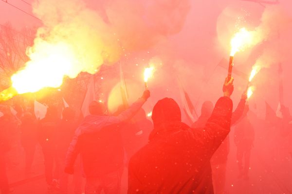 Марш независимости в Варшаве