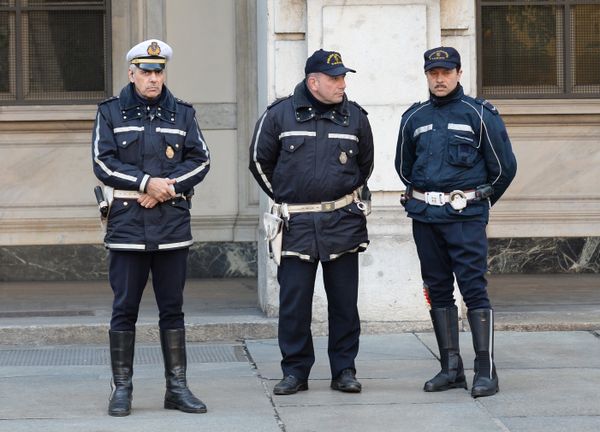 Итальянская полиция