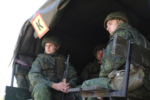 Ситуация в районе пропускного пункта Станица Луганская в Донбассе Ситуация в районе пропускного пункта Станица Луганская в Донбассе