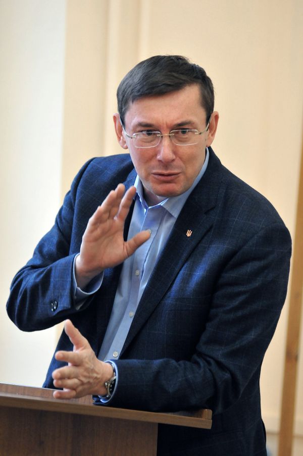 Юрий Луценко на встрече со студентами Львовского национального университета