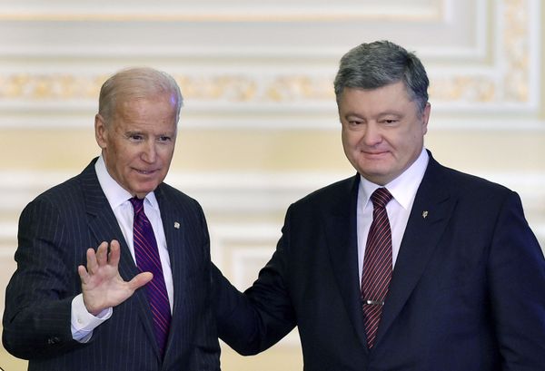 Встреча президента Украины Петра Порошенко с вице-президентом США Джо Байденом в Киеве Встреча президента Украины Петра Порошенко с вице-президентом США Джо Байденом в Киеве