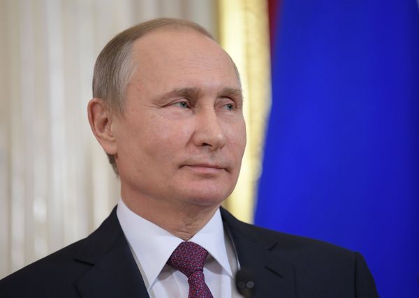 Встреча президента РФ В. Путина с президентом Молдовы И. Додоном