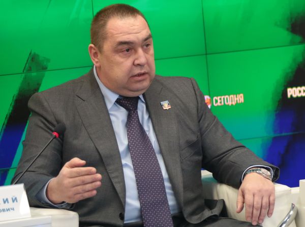 Пресс-конференция с участием лидеров ДНР и ЛНР в Крыму