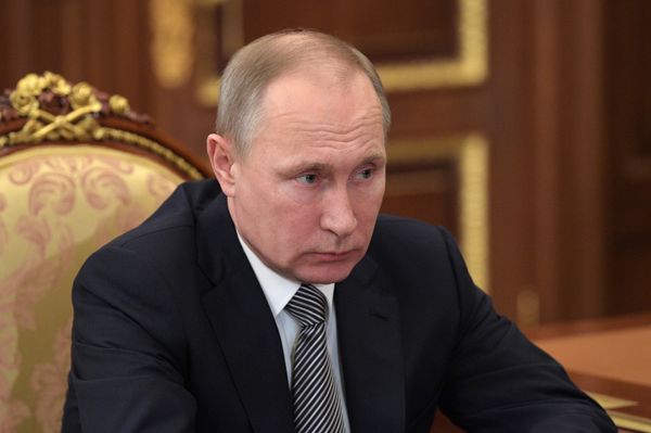 Рабочая встреча президента РФ В. Путина с губернатором Камчатского края В. Илюхиным