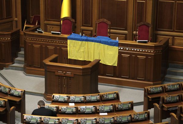 Верховная Рада Украины заблокирована оппозицией