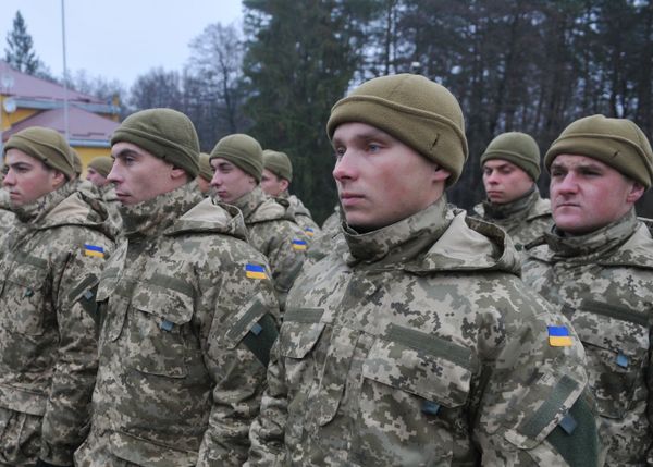 Инструкторы из США начали тренировать украинских военных под Львовом