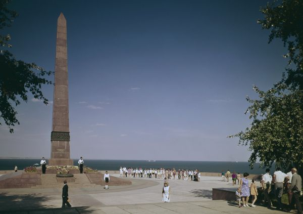 Памятник Неизвестному матросу