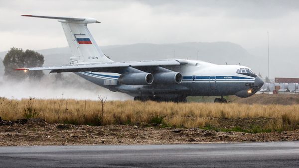 Подготовка к вылету самолетов ВКС России на авиабазе Хмеймим в Сирии
