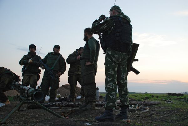 Бойцы батальона Викинги у села Белокаменка Донецкой области
