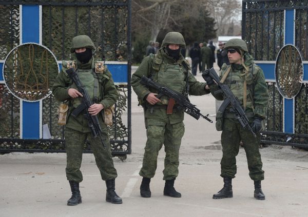 Ситуация у штаба ВМС Украины в Севастополе