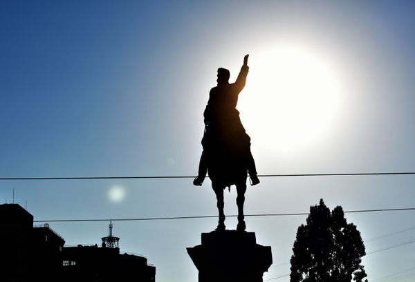 Памятник Николаю Щорсу в Киеве