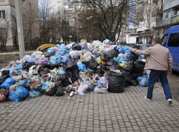 Проблема утилизации бытовых отходов во Львове