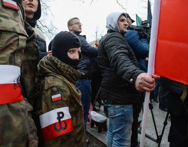 Митинг в Варшаве против возросшего числа украинских мигрантов
