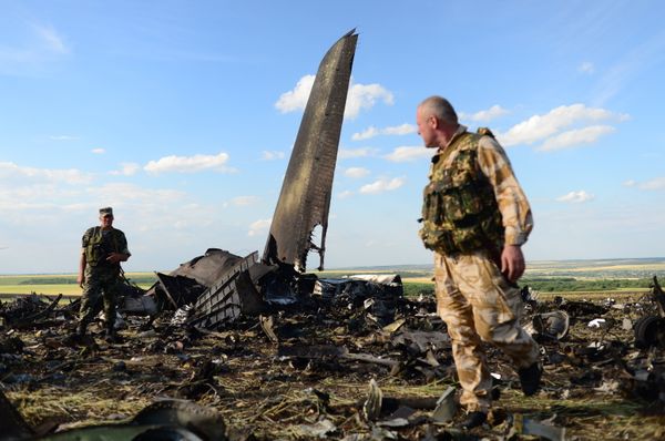 Место падения самолета ИЛ-76 ВВС Украины, сбитого ополченцами Луганска Место падения самолета ИЛ-76 ВВС Украины, сбитого ополченцами Луганска