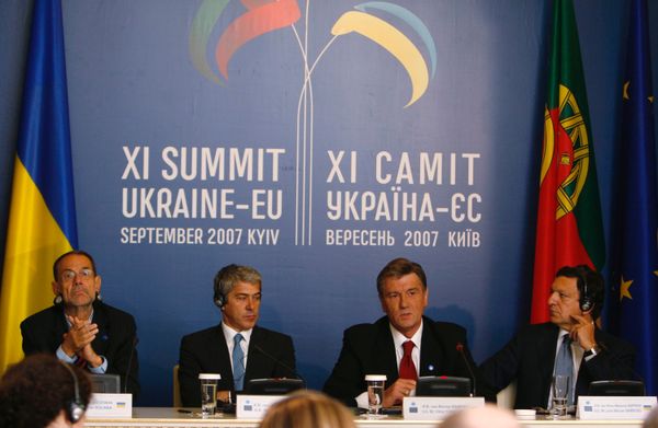 В Киеве прошел саммит Украина - ЕС В Киеве прошел саммит Украина - ЕС