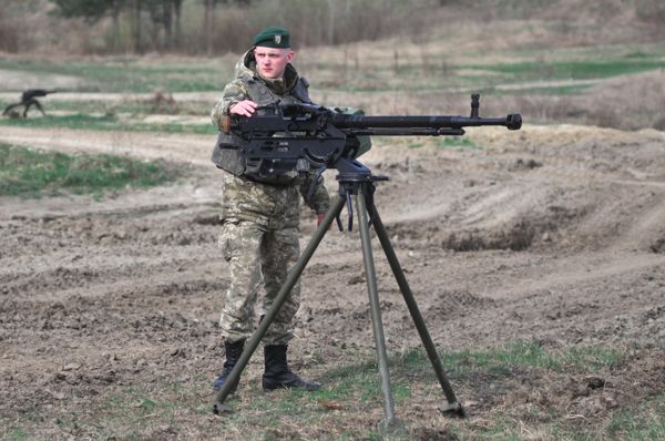 Учения пограничников на военном полигоне под Львовом