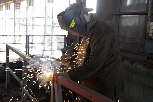 Юзовский металлургический завод в Донецке