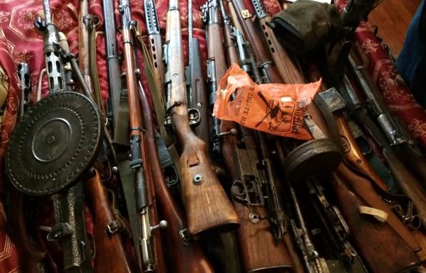 ФСБ РФ пресекла деятельность преступной группы, занимавшейся оборотом оружия в Центральной России
