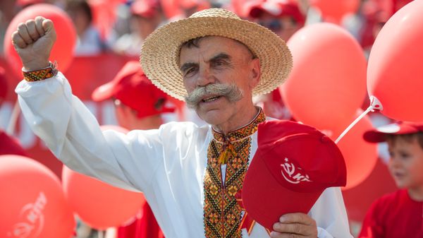 Шествие коммунистов в Киеве