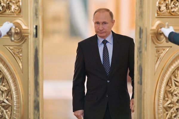 Президент РФ В. Путин провел совместное заседание Госсовета и Комиссии по мониторингу достижения целевых показателей социально-экономического развития страны