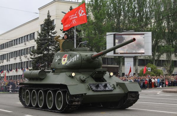 Праздничные мероприятия в честь Дня Победы в Донецке
