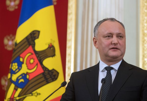 Встреча президента РФ В. Путина с президентом Молдавии И. Додоном